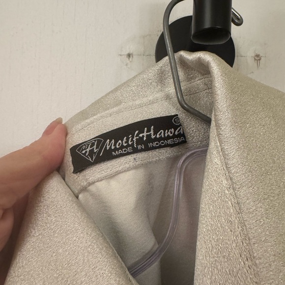 Stylish Colorblock Midi Dress - Picture 2 of 5